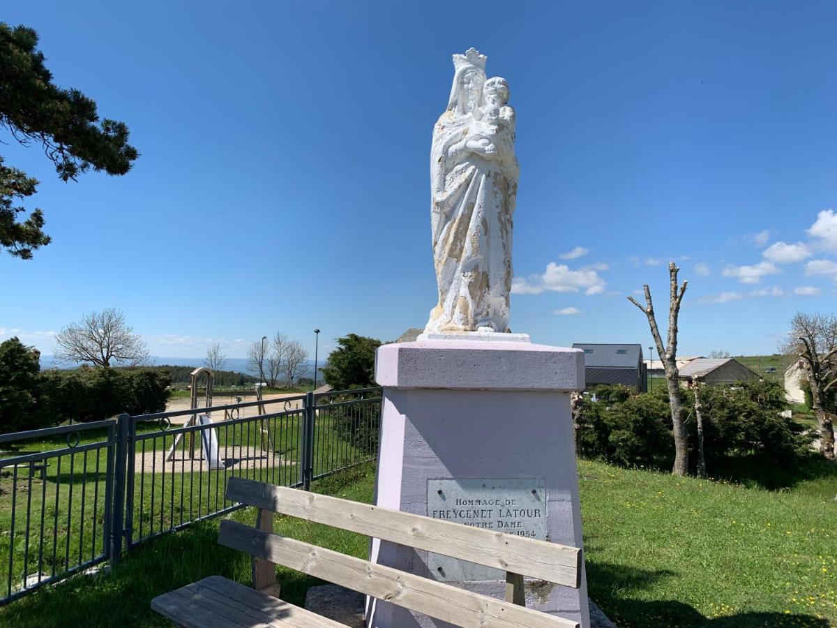 Auberge De La Tour Freycenet-la-Tour Dış mekan fotoğraf