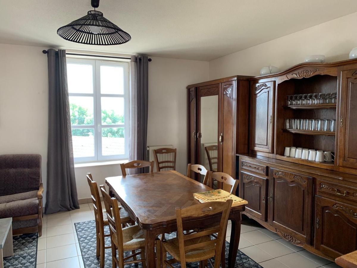 Auberge De La Tour Freycenet-la-Tour Dış mekan fotoğraf