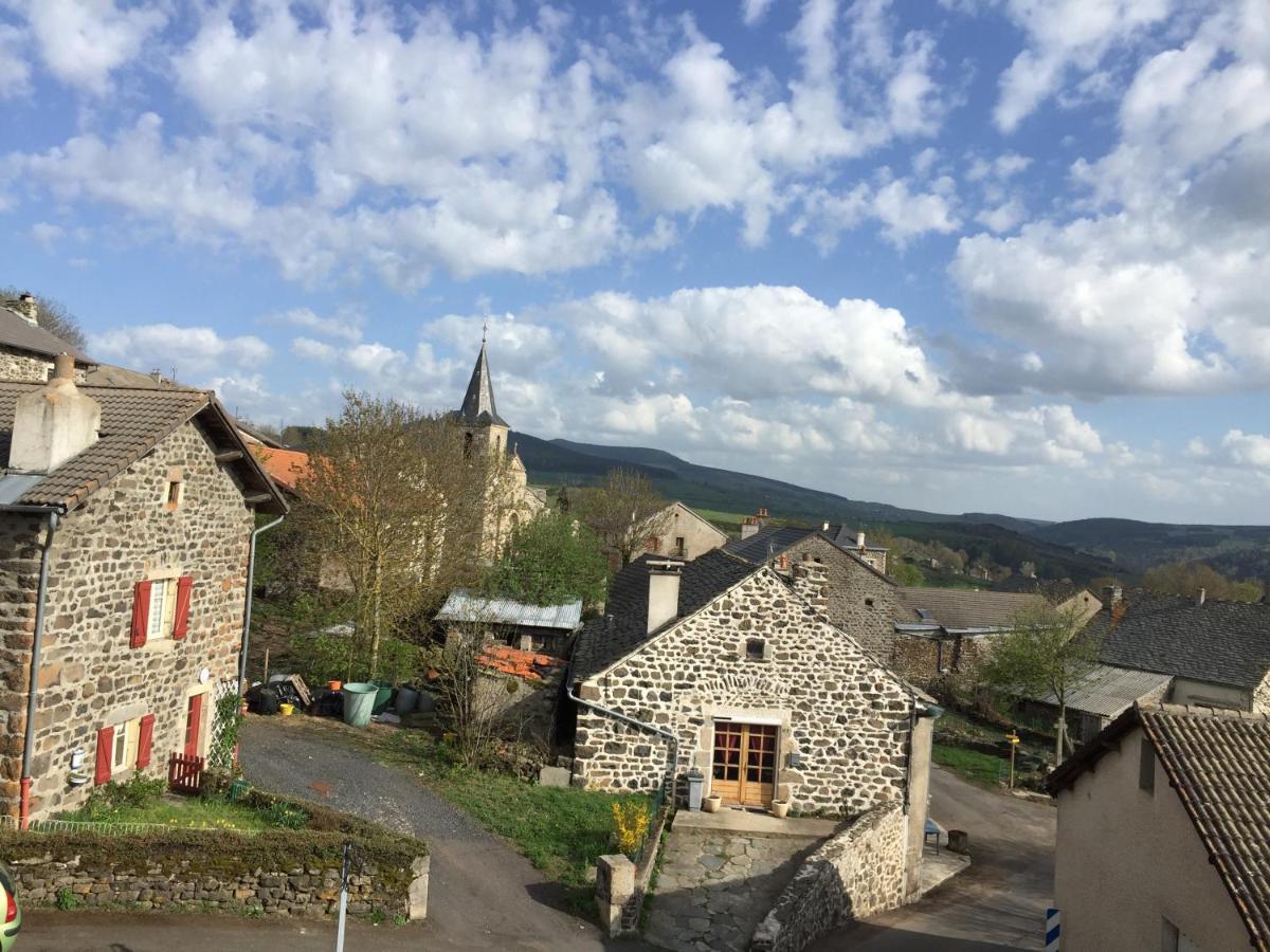 Auberge De La Tour Freycenet-la-Tour Dış mekan fotoğraf