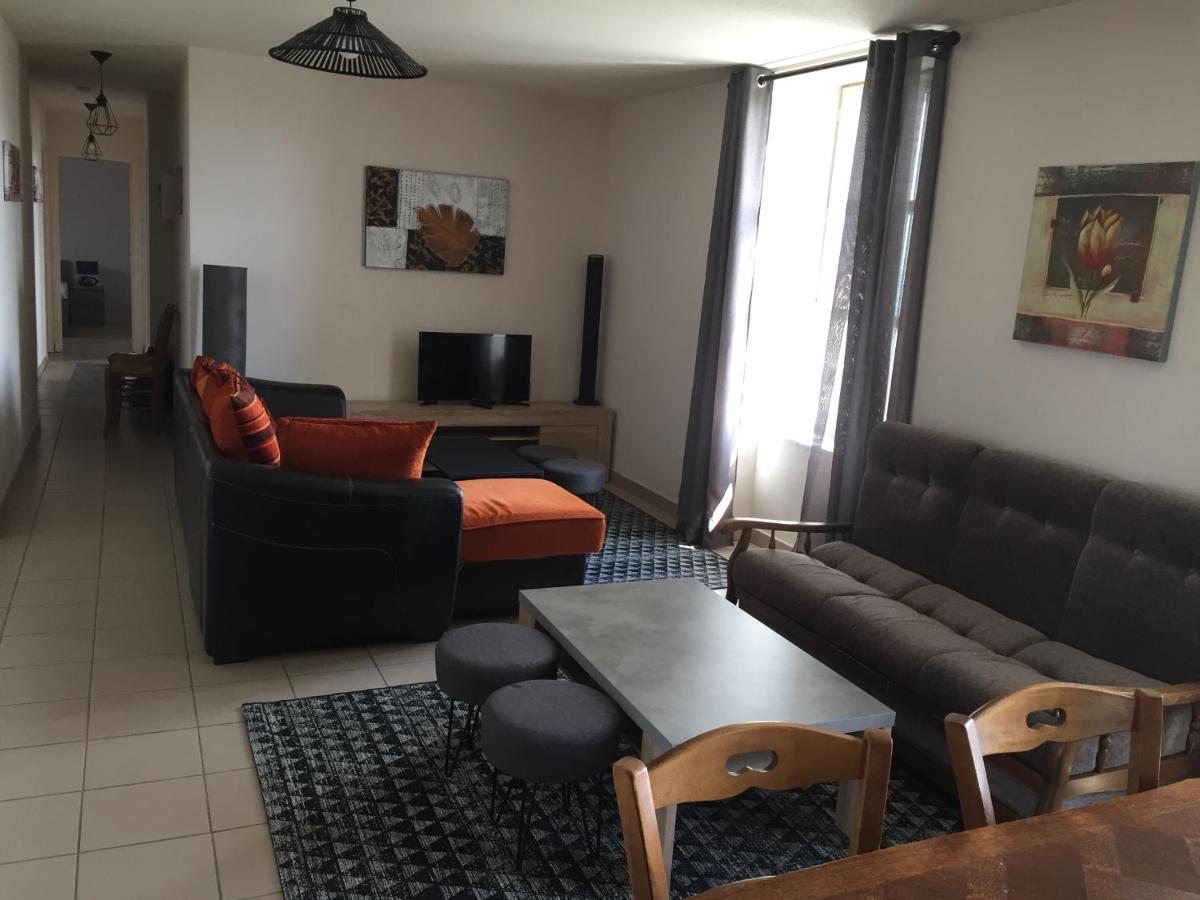 Auberge De La Tour Freycenet-la-Tour Dış mekan fotoğraf